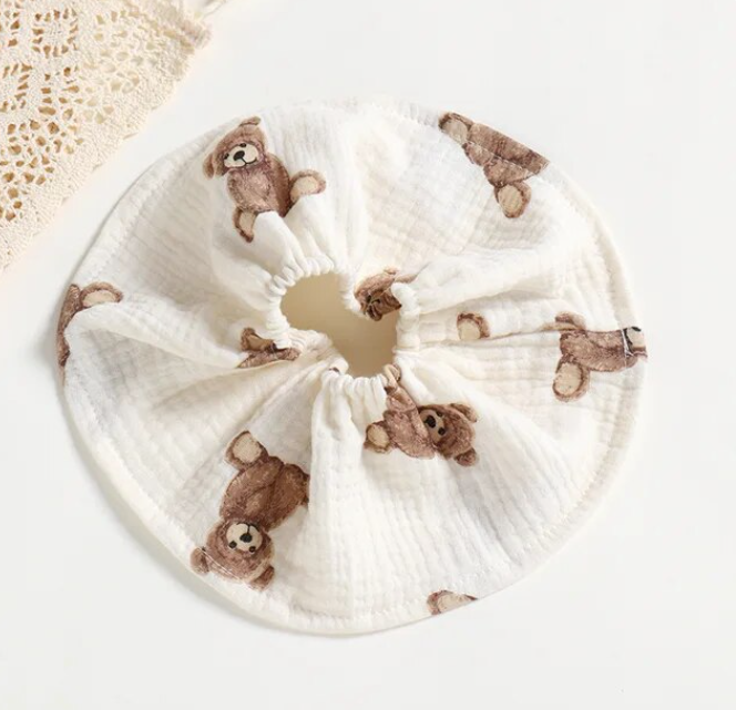 Muslin Bibs with 360° Design